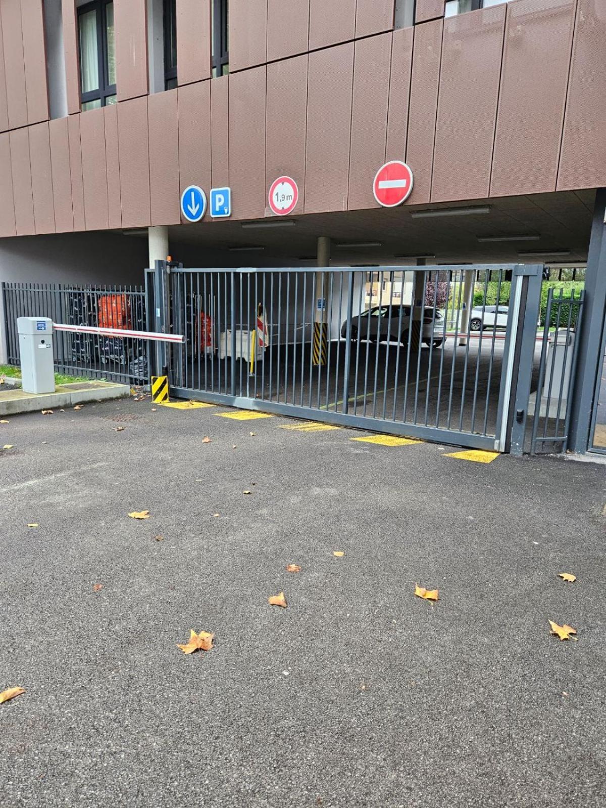 Ibis Budget Rouen Centre Rive Gauche Екстериор снимка